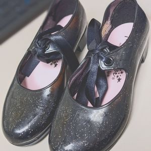 NEW Capezio Tap Shoes